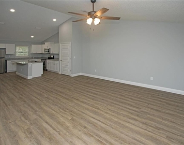9342/9344 N Peachtree Way - Photo Thumbnail 9