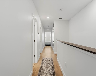 6404 Silverstar Drive - Photo Thumbnail 13
