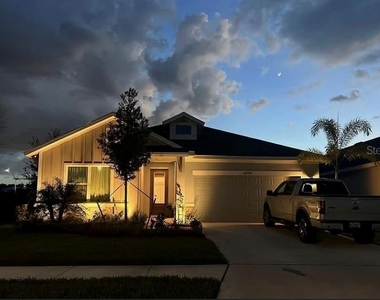 11704 Richmond Trail - Photo Thumbnail 2