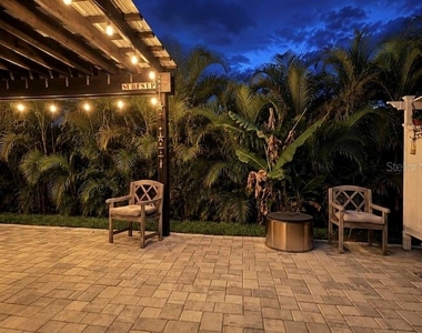 11704 Richmond Trail - Photo Thumbnail 8