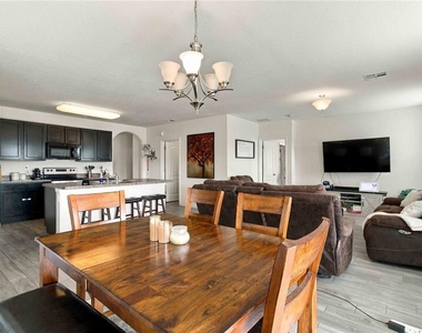 15630 Rose Grove Drive - Photo Thumbnail 13