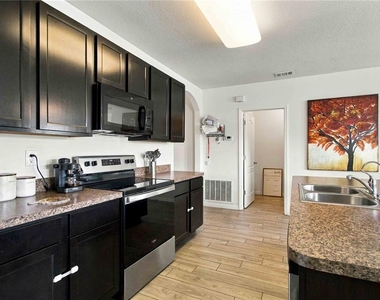 15630 Rose Grove Drive - Photo Thumbnail 20