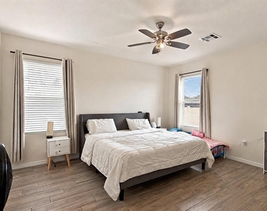 15630 Rose Grove Drive - Photo Thumbnail 26