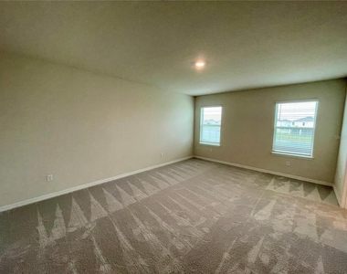 10606 Chippewa Drive - Photo Thumbnail 13