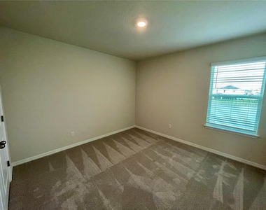 10606 Chippewa Drive - Photo Thumbnail 25