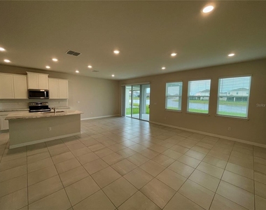 10606 Chippewa Drive - Photo Thumbnail 7