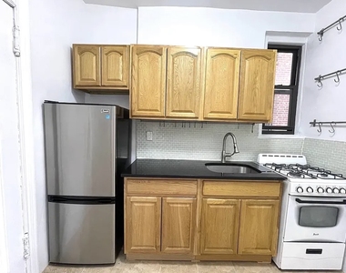 45-11 43rd Avenue - Photo Thumbnail 2