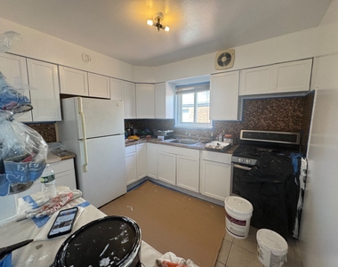 21-20 Broadway - Photo Thumbnail 1