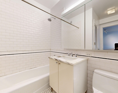 808 Columbus Ave - Photo Thumbnail 4