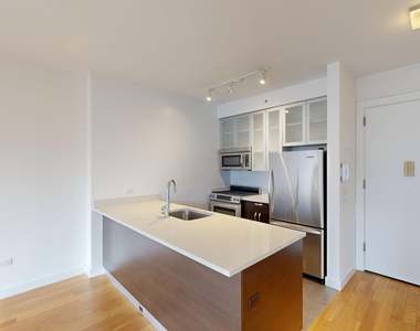 808 Columbus Ave - Photo Thumbnail 1