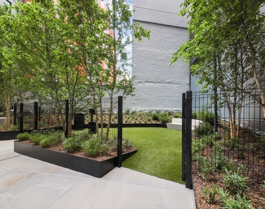 41-46 27th Street - Photo Thumbnail 15