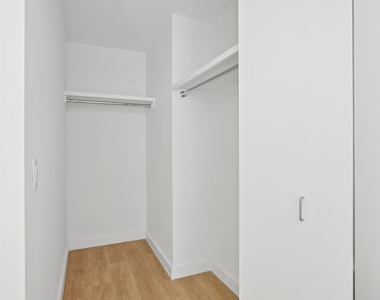 41-46 27th Street - Photo Thumbnail 2