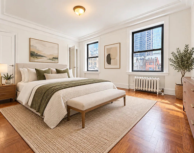 55 West 55th Street - Photo Thumbnail 2