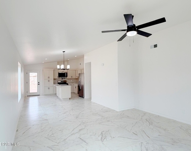 15165 Expectation Avenue - Photo Thumbnail 4