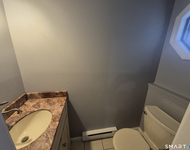 111 Mohican Avenue - Photo Thumbnail 6