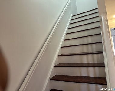 61 Fairfield Place - Photo Thumbnail 7