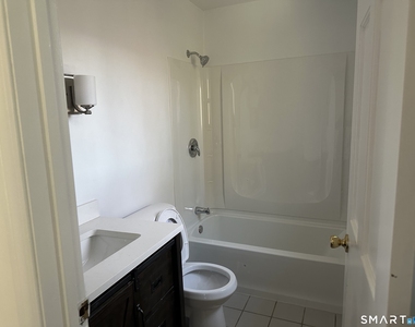 61 Fairfield Place - Photo Thumbnail 13