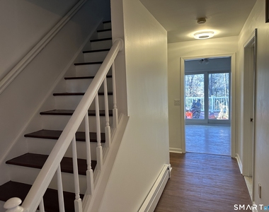 61 Fairfield Place - Photo Thumbnail 3