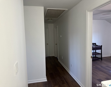 61 Fairfield Place - Photo Thumbnail 8