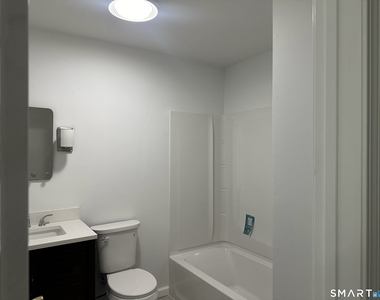 61 Fairfield Place - Photo Thumbnail 9