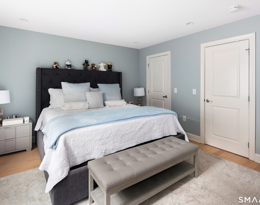 82 Columbus Place - Photo Thumbnail 20