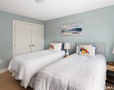 82 Columbus Place - Photo Thumbnail 14