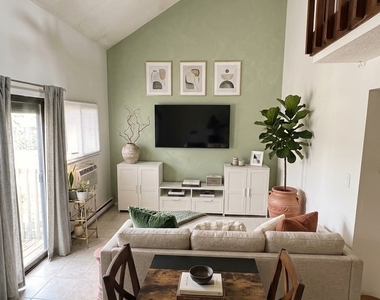 130 Coe Avenue - Photo Thumbnail 2