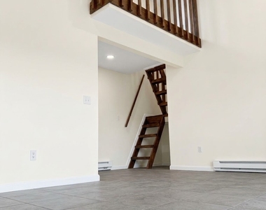 130 Coe Avenue - Photo Thumbnail 9