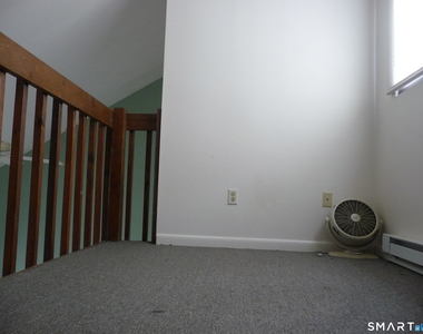130 Coe Avenue - Photo Thumbnail 10