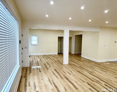 3848 Whitney Avenue - Photo Thumbnail 7
