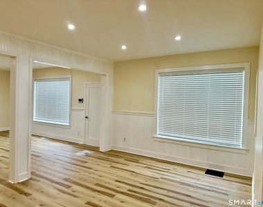 3848 Whitney Avenue - Photo Thumbnail 2