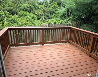 163 Otis Street - Photo Thumbnail 6