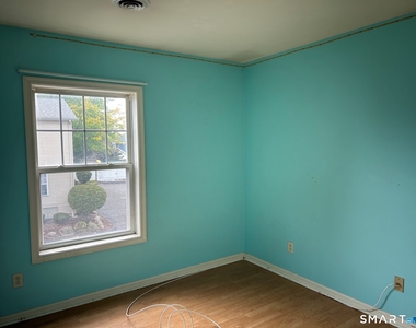163 Otis Street - Photo Thumbnail 10