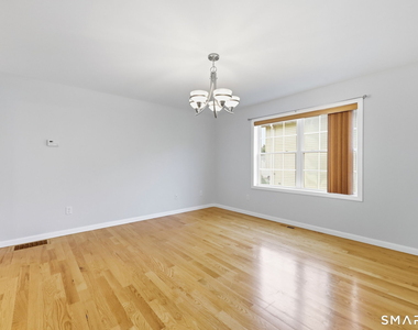 134 Golden Hill Street - Photo Thumbnail 9