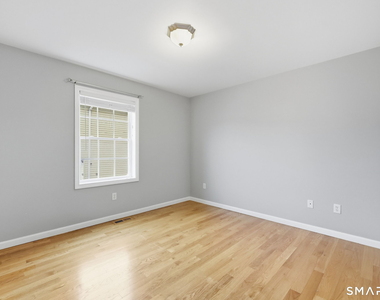 134 Golden Hill Street - Photo Thumbnail 14