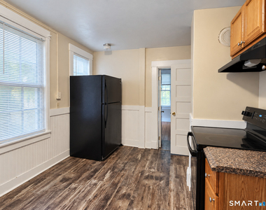 168 Cooper Hill Street - Photo Thumbnail 6