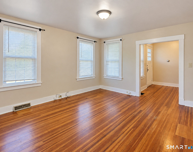 168 Cooper Hill Street - Photo Thumbnail 4