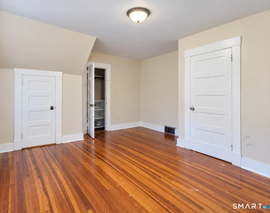 168 Cooper Hill Street - Photo Thumbnail 12