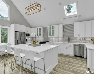 11 Copper Hill Drive - Photo Thumbnail 5