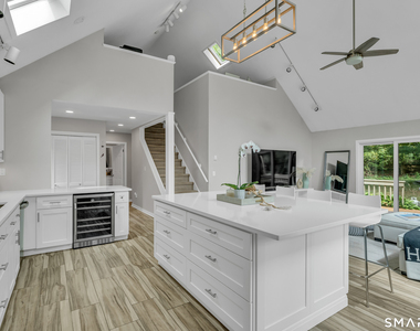 11 Copper Hill Drive - Photo Thumbnail 6