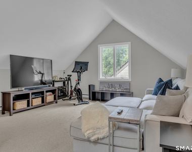 11 Copper Hill Drive - Photo Thumbnail 12