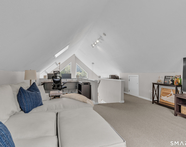 11 Copper Hill Drive - Photo Thumbnail 10