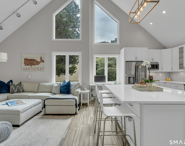 11 Copper Hill Drive - Photo Thumbnail 1