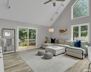 11 Copper Hill Drive - Photo Thumbnail 2