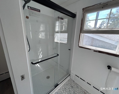 104 Boston Street - Photo Thumbnail 5