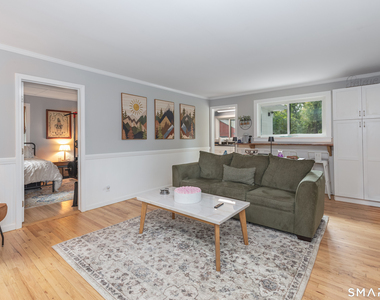 6 Indian Avenue - Photo Thumbnail 5