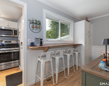 6 Indian Avenue - Photo Thumbnail 8