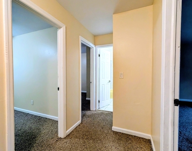 2 Irving Place - Photo Thumbnail 18