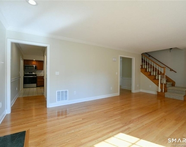 16 Harold Road - Photo Thumbnail 7