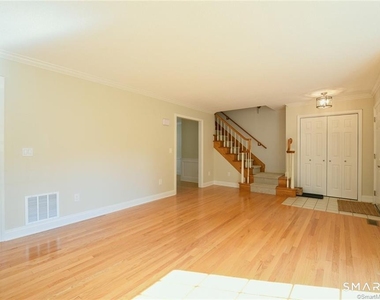 16 Harold Road - Photo Thumbnail 6